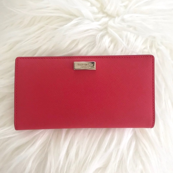 kate spade Handbags - ♠️Kate Spade♥️| Stacy Laurel Way Wallet